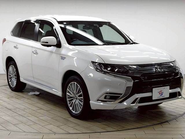 MITSUBISHI OUTLANDER PHEV 2018