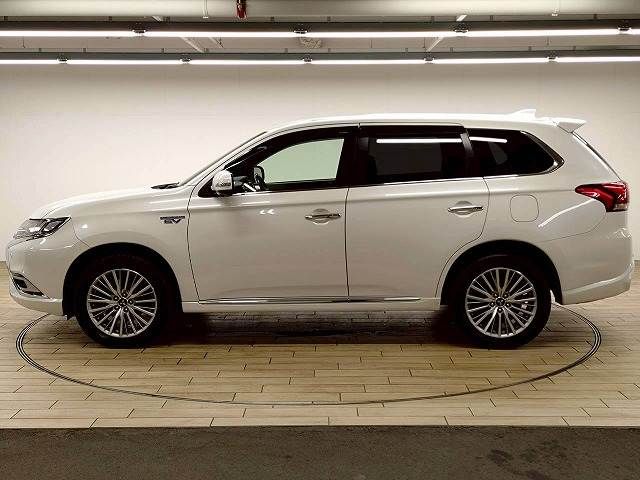 MITSUBISHI OUTLANDER PHEV 2018
