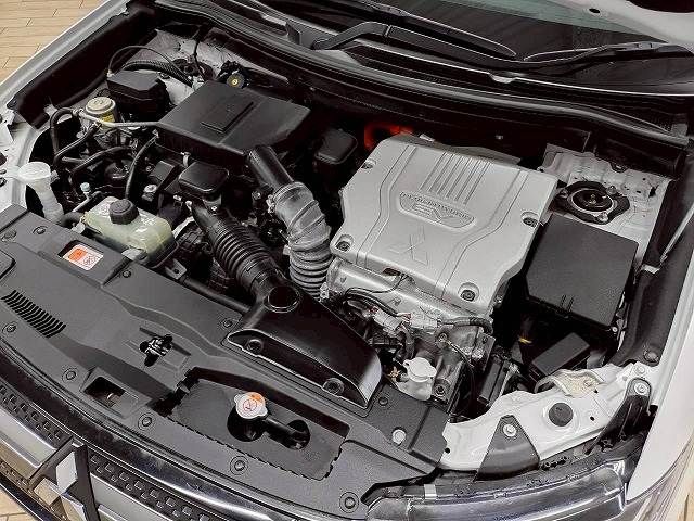 MITSUBISHI OUTLANDER PHEV 2018