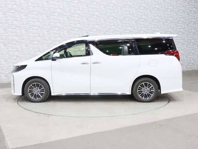 TOYOTA ALPHARD 4WD 2019