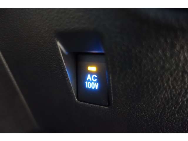 TOYOTA PRIUS PHV 2021