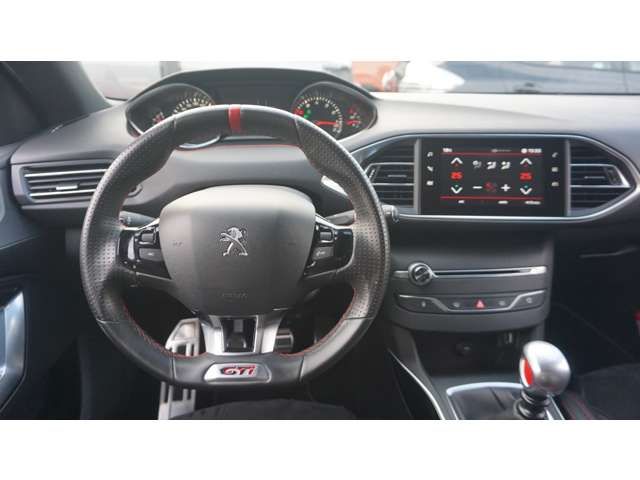 PEUGEOT PEUGEOT 308 2018