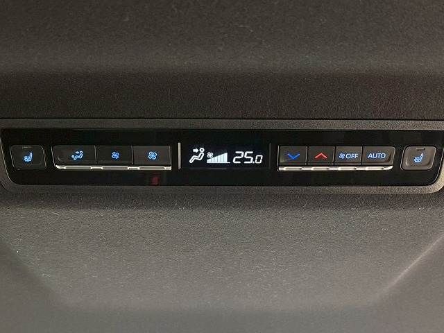 TOYOTA NOAH HYBRID 2022