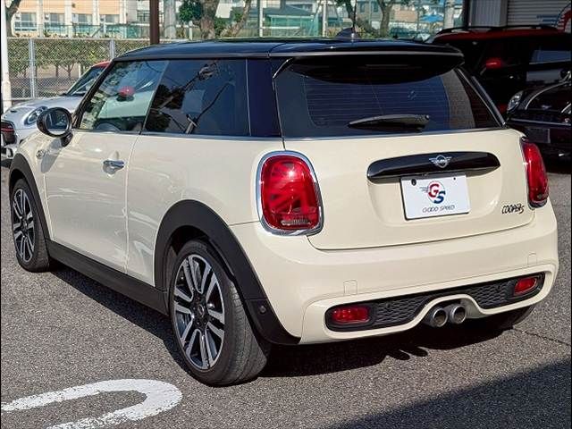 BMW MINI COOPER S 2018