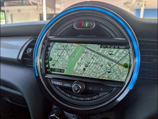 BMW MINI COOPER D 2019