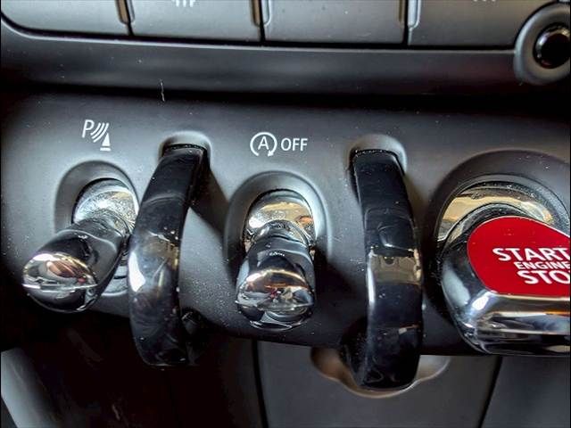 BMW MINI COOPER D 2019