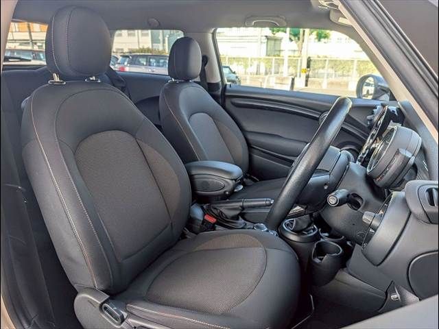 BMW MINI COOPER D 2019