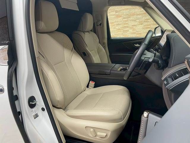 TOYOTA ALPHARD hybrid 4WD 2023