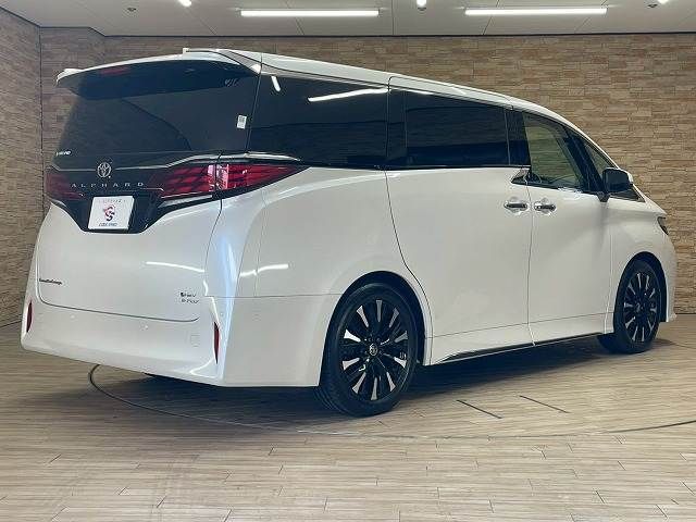 TOYOTA ALPHARD hybrid 4WD 2023