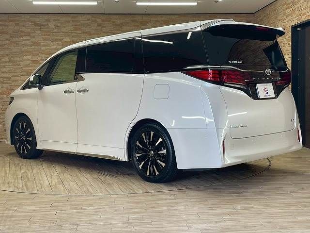 TOYOTA ALPHARD hybrid 4WD 2023