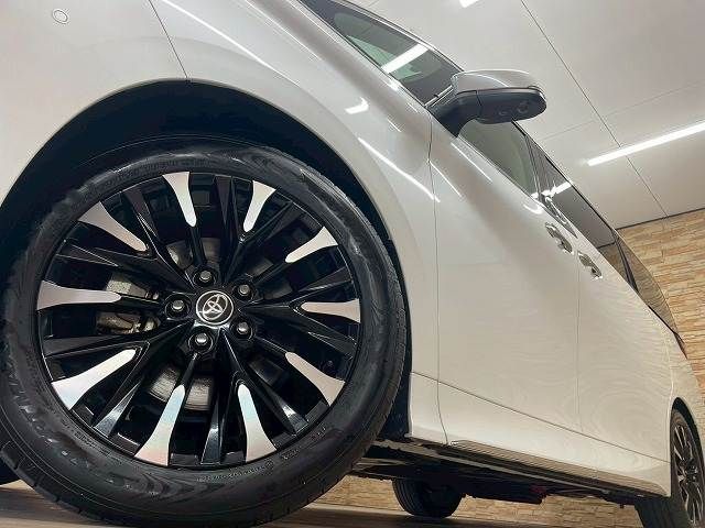 TOYOTA ALPHARD hybrid 4WD 2023