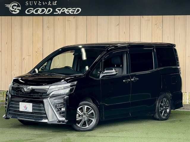 TOYOTA VOXY 2018