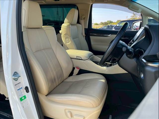 TOYOTA ALPHARD hybrid 4WD 2018