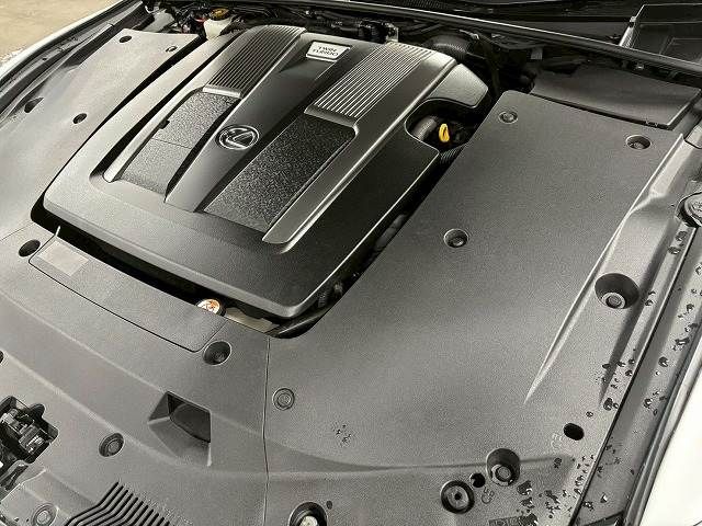 TOYOTA LEXUS LS500 2018