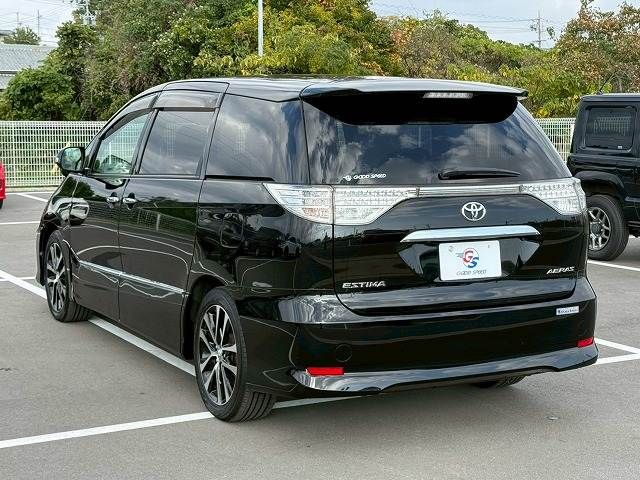 TOYOTA ESTIMA 2014