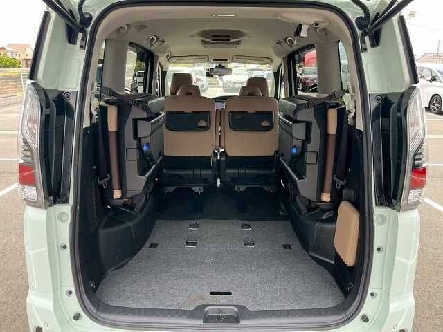 NISSAN SERENA  WG 2018