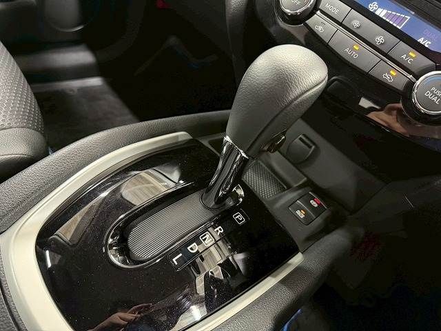 NISSAN X-TRAIL HYBRID 2WD 2018