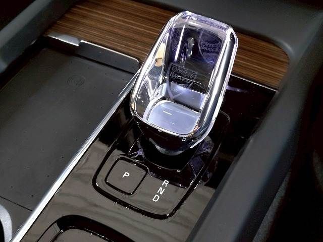 VOLVO VOLVO XC60 2023