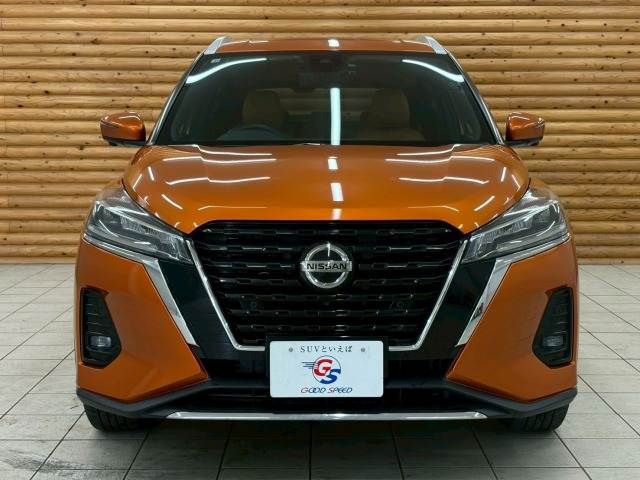 NISSAN KICKS 2020