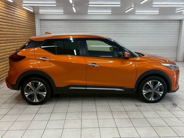 NISSAN KICKS 2020
