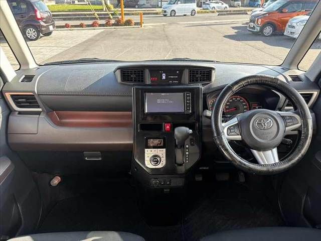 TOYOTA TANK 4WD 2018