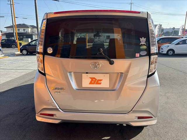 TOYOTA TANK 4WD 2018