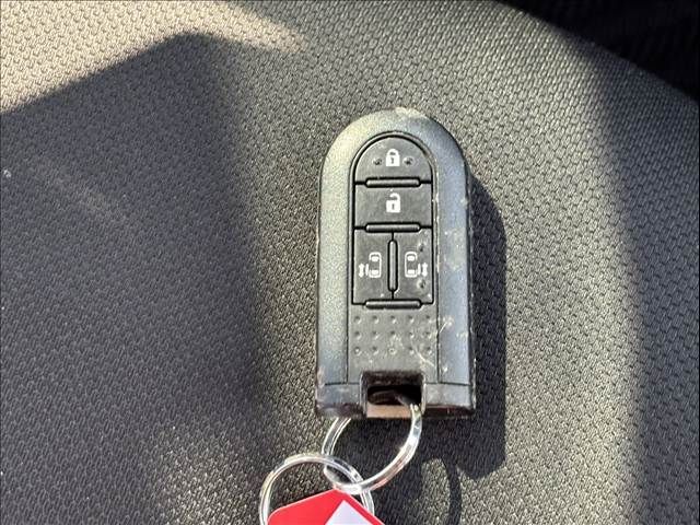 TOYOTA TANK 4WD 2018