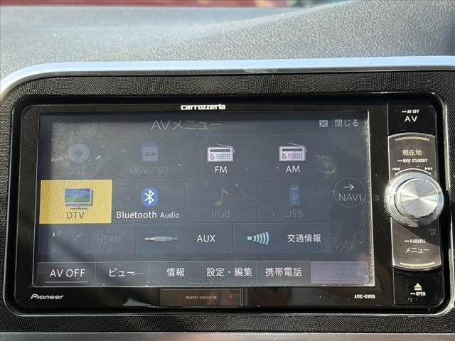 TOYOTA SIENTA HYBRID 2016