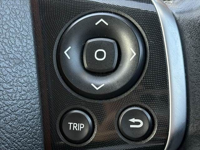 TOYOTA SIENTA HYBRID 2016