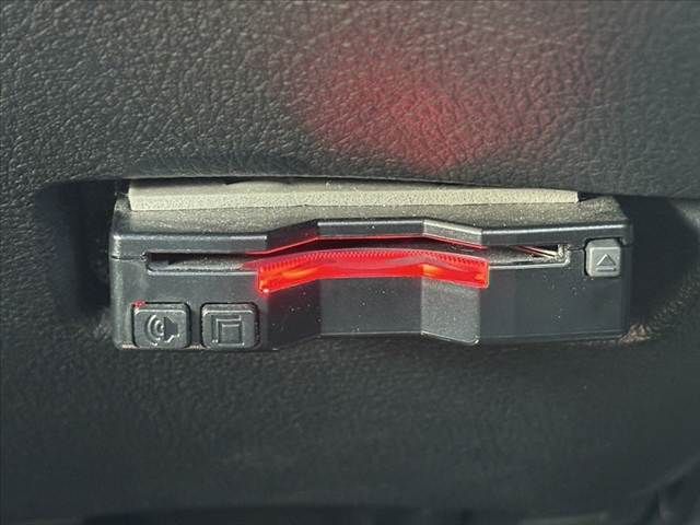 TOYOTA SIENTA HYBRID 2016