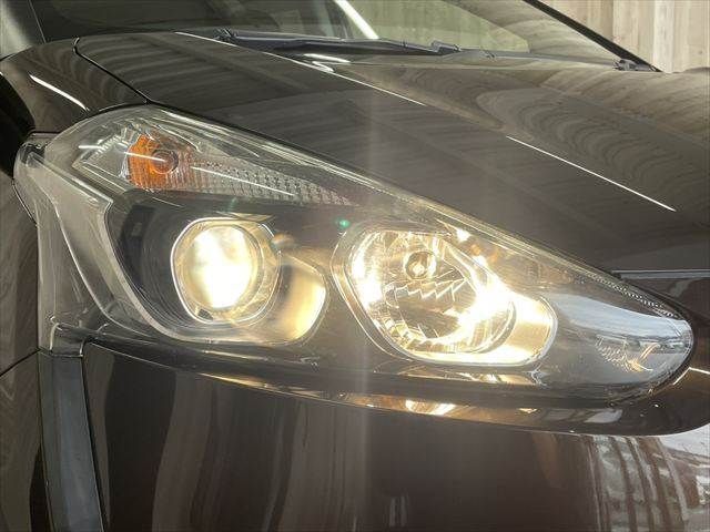 TOYOTA SIENTA HYBRID 2017