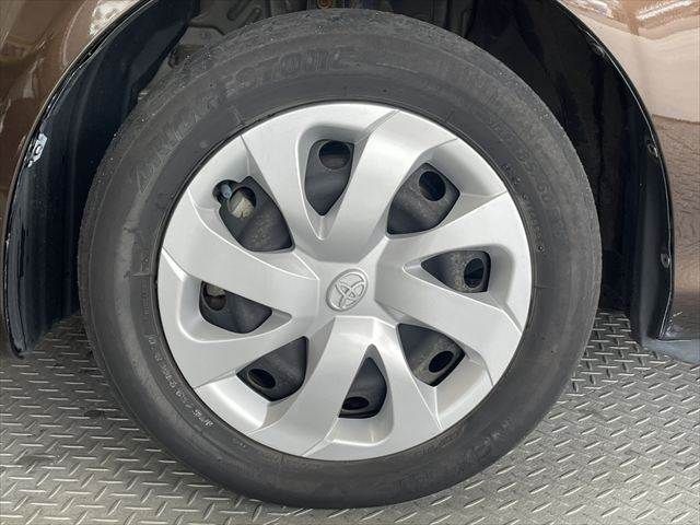 TOYOTA SIENTA HYBRID 2017