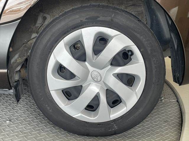 TOYOTA SIENTA HYBRID 2017