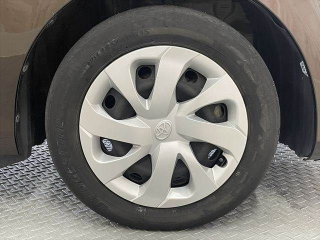 TOYOTA SIENTA HYBRID 2017