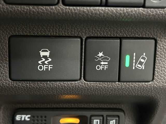 HONDA FREED HYBRID 2017