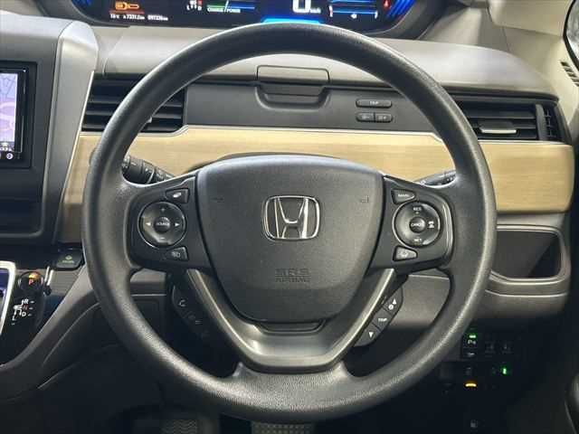 HONDA FREED HYBRID 2017