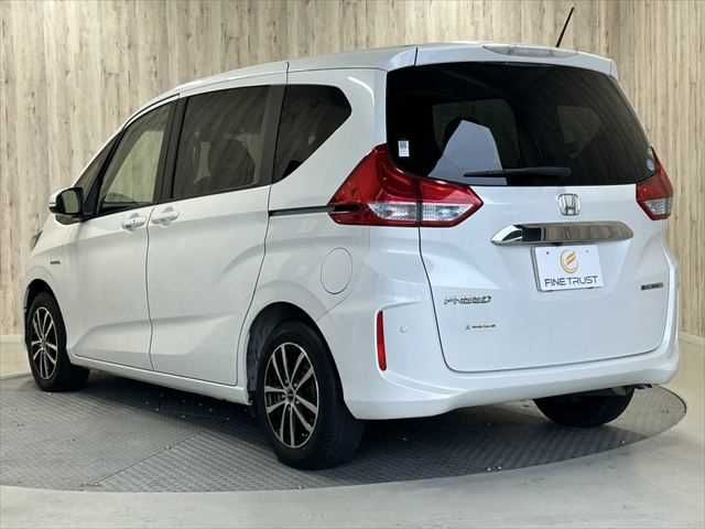 HONDA FREED HYBRID 2017