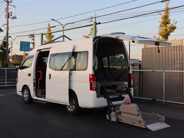 NISSAN NV350 CARAVAN 2019
