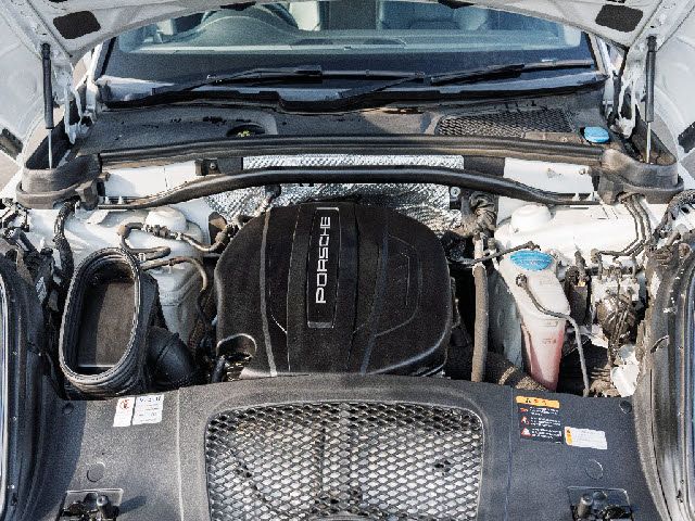 PORSCHE PORSCHE Macan 2018