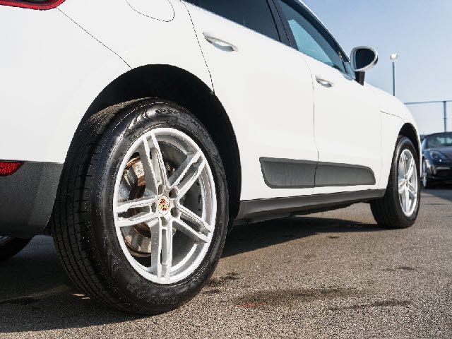 PORSCHE PORSCHE Macan 2018