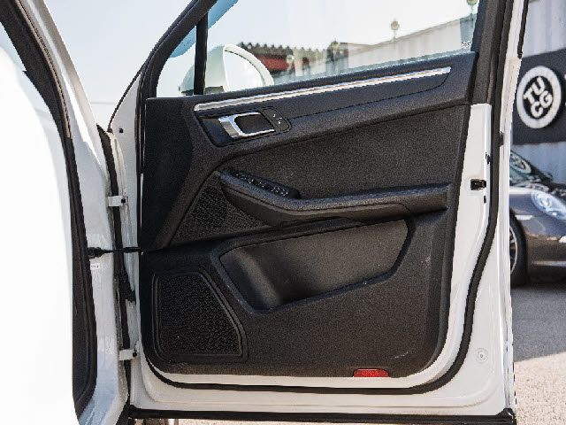 PORSCHE PORSCHE Macan 2018