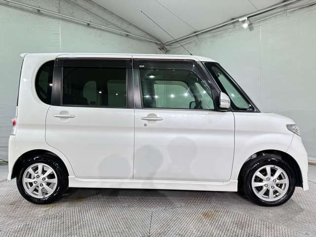 DAIHATSU TANTO CUSTOM 2009
