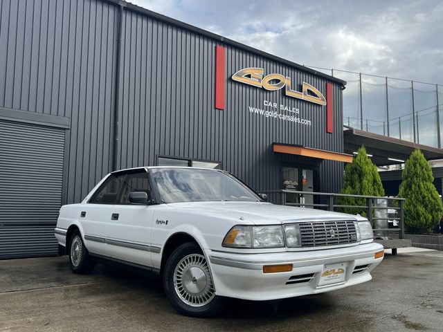 TOYOTA CROWN hardtop 1990