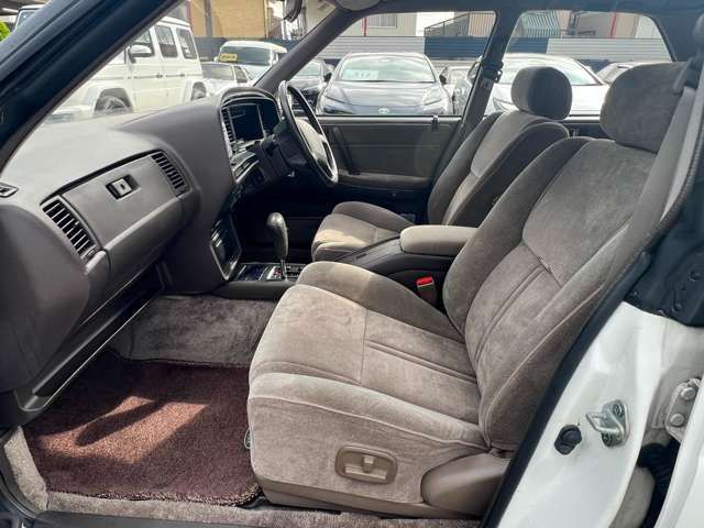 TOYOTA CROWN hardtop 1990