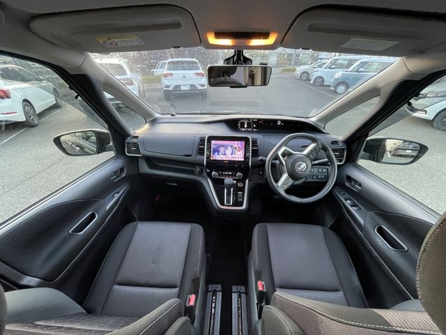 NISSAN SERENA  S-HYBRID 2017