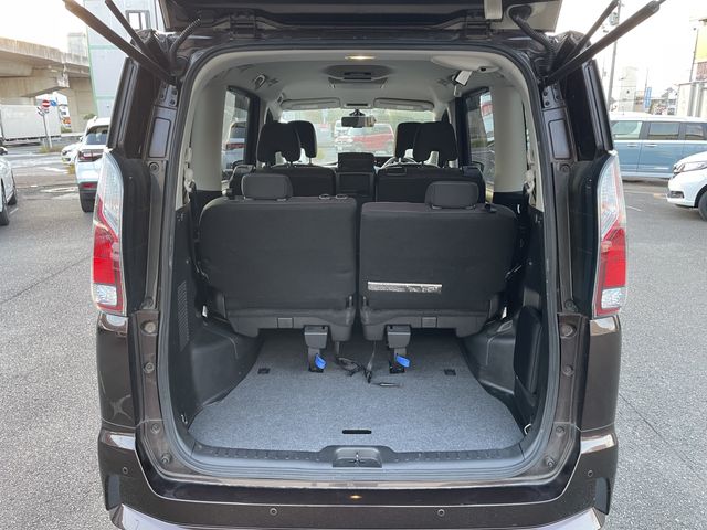 NISSAN SERENA  S-HYBRID 2017