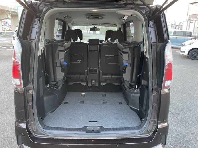 NISSAN SERENA  S-HYBRID 2017