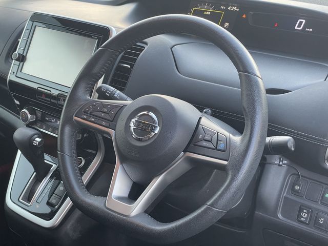 NISSAN SERENA  S-HYBRID 2017