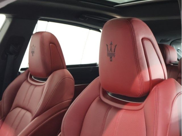 MASERATI MASERATI Levante 2022