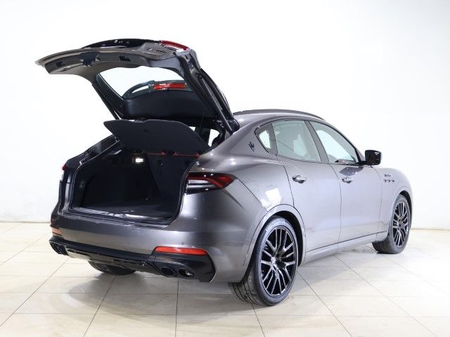 MASERATI MASERATI Levante 2022